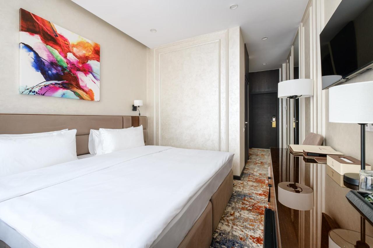 Grand Mildom Hotel Almaty Eksteriør billede